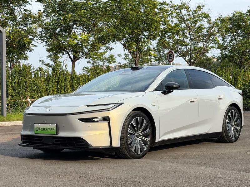 Toyota bZ7, 2026 — купить в Кирове под ключ