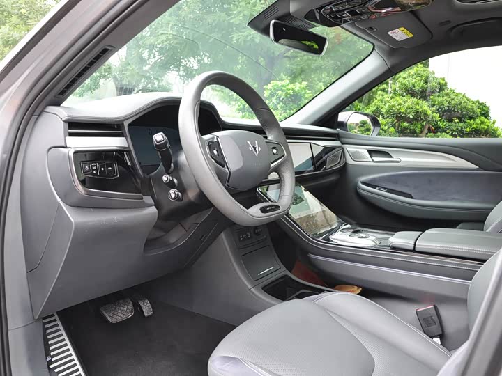 BAIC Arcfox Alpha T, 2021 — фото 6 из 9