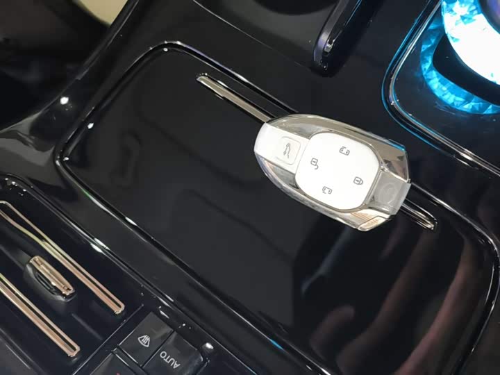 GAC Trumpchi E9, 2023 — фото 9 из 9