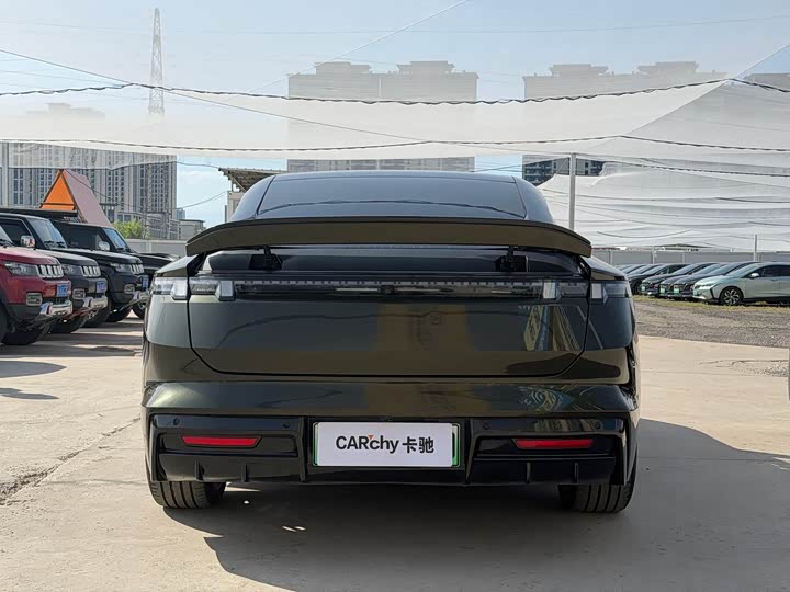 Lynk & Co 30 EM-P Hybrid, 2025 — фото 5 из 9