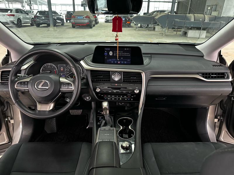 Lexus RX, 2022 — фото 8 из 12