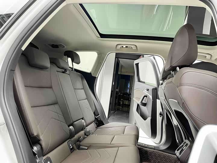 BMW X1, 2023 — фото 7 из 9