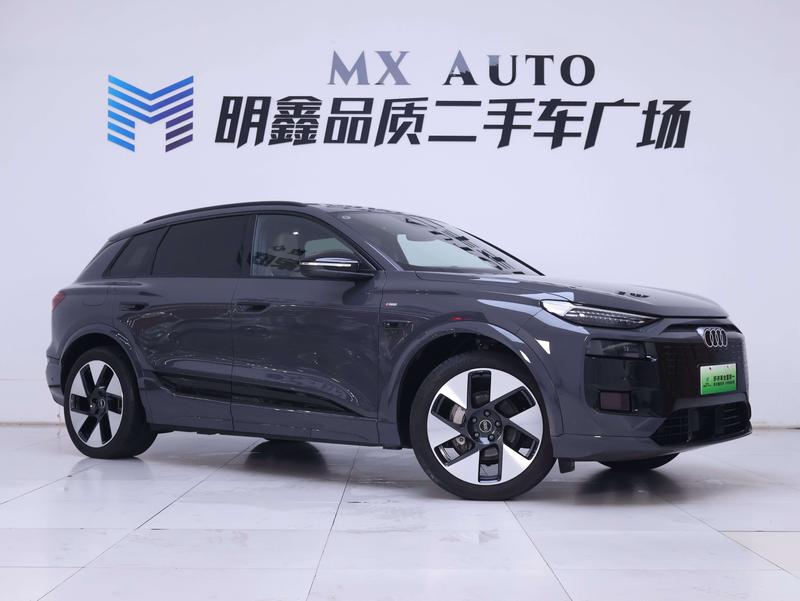 Audi Q6L e-tron, 2025 — фото 2 из 12