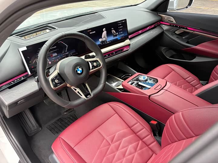 BMW 5 Series, 2024 — фото 9 из 9