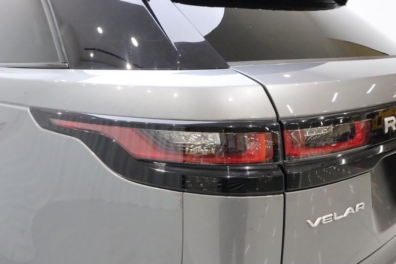 Land Rover Range Rover Velar, 2023 — фото 10 из 12