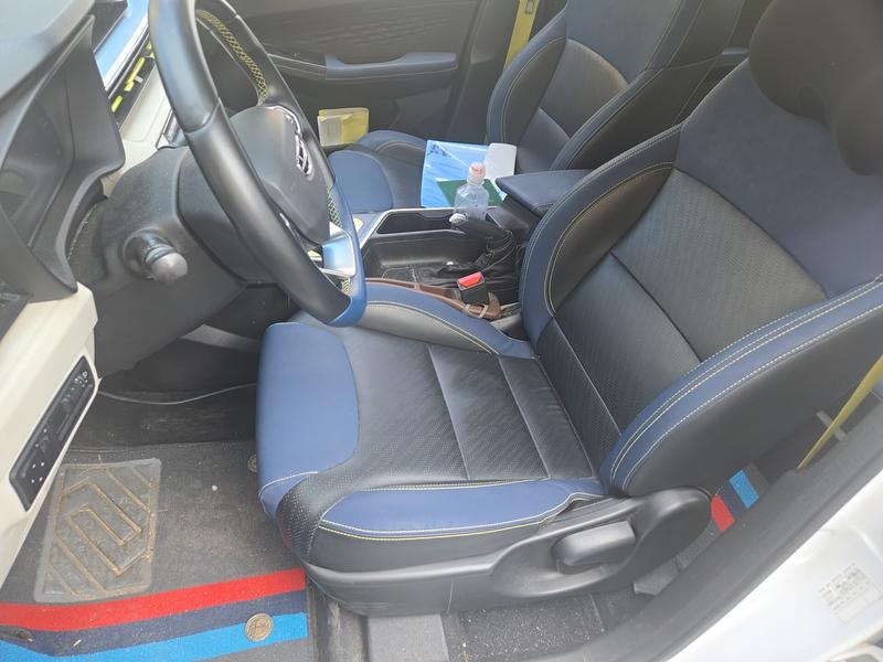 Geely Geometry EX3, 2022 — фото 10 из 12