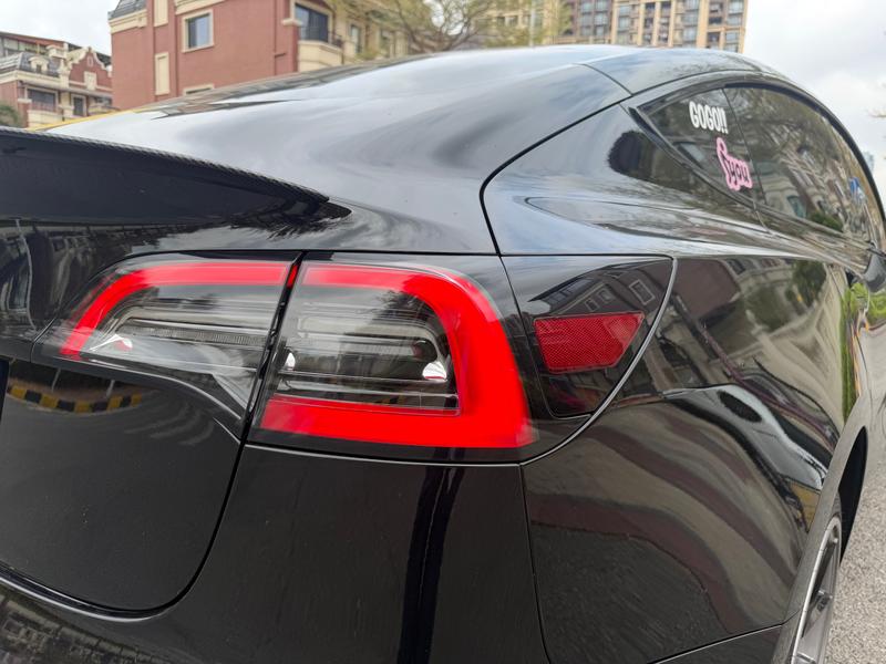 Tesla Model 3, 2021 — фото 7 из 12