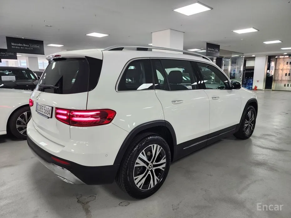 Mercedes-Benz GLB-Class, 2025 — фото 4 из 9