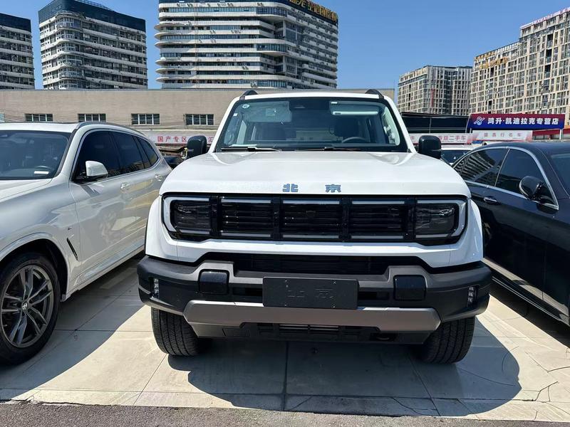 BAIC Beijing BJ40 Hybrid, 2026 — фото 2 из 12
