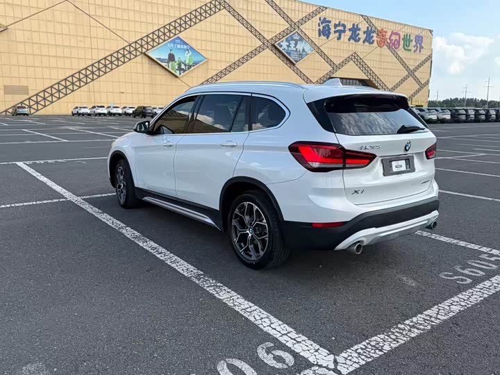 BMW X1, 2022 — фото 5 из 9