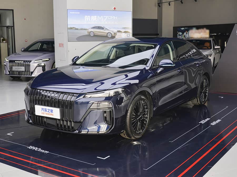 Roewe M7 DMH, 2026 — купить в Москве под ключ