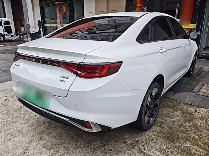 Geely Emgrand L Hi·P Hybrid, 2022 — фото 7 из 9