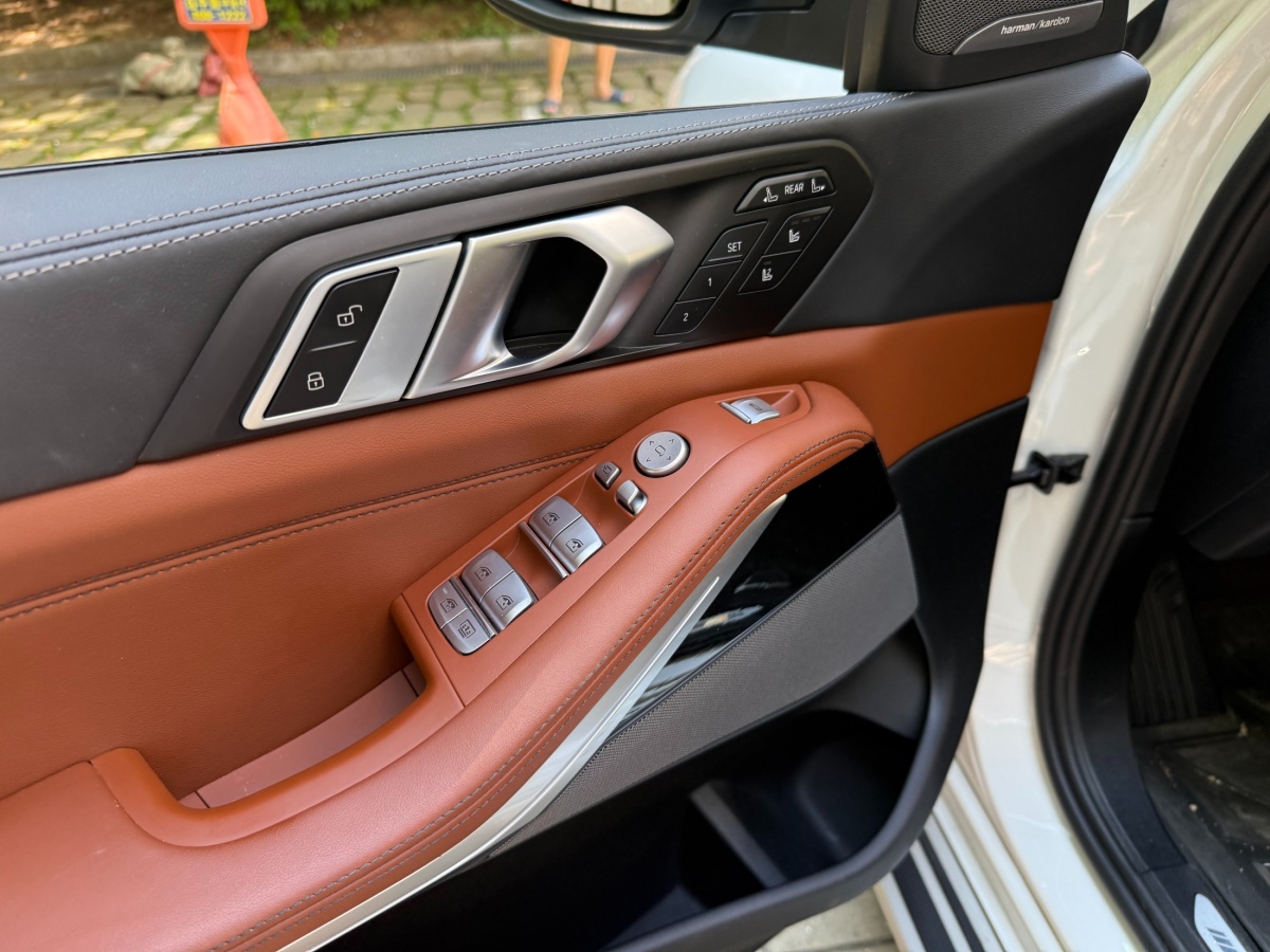BMW X7, 2024 — фото 5 из 9