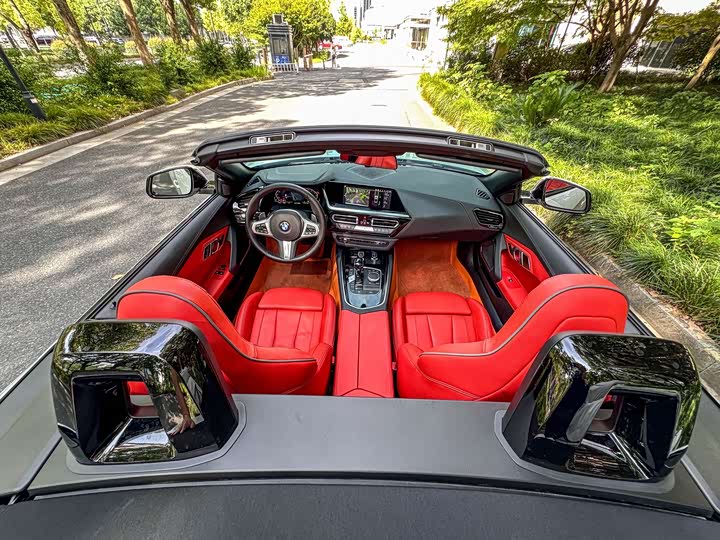 BMW Z4, 2023 — фото 7 из 9