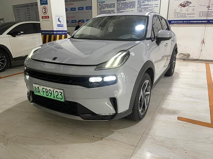Lynk & Co 06 EM-P Hybrid, 2021 — купить в Иванове под ключ