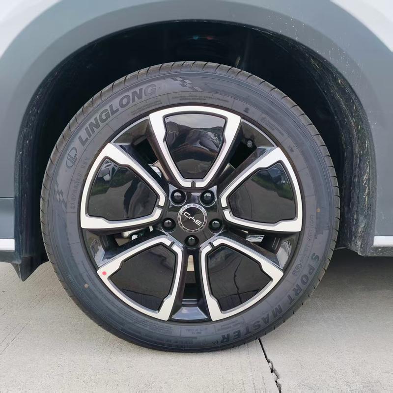 BYD Sea Lion 05 DM-i Hybrid, 2026 — фото 7 из 12