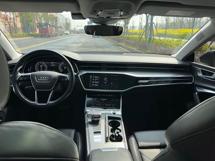 Audi A7, 2023 — фото 6 из 9