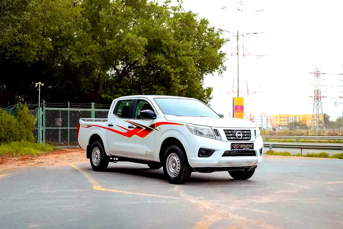 Nissan Navara, 2022 — фото 2 из 10