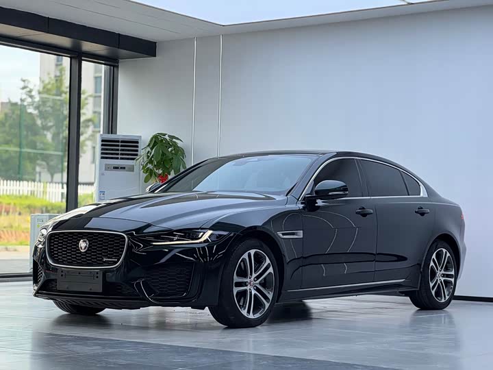 Jaguar XE L, 2023 — купить в Чебоксарах под ключ