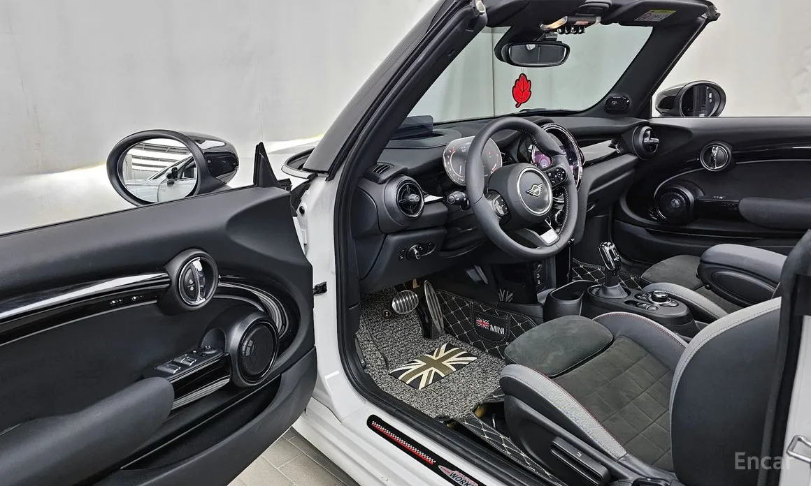 Mini Cooper Convertible, 2022 — фото 10 из 12