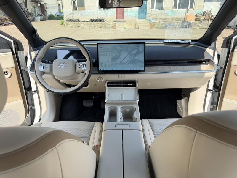 Toyota bZ3X, 2025 — фото 9 из 12