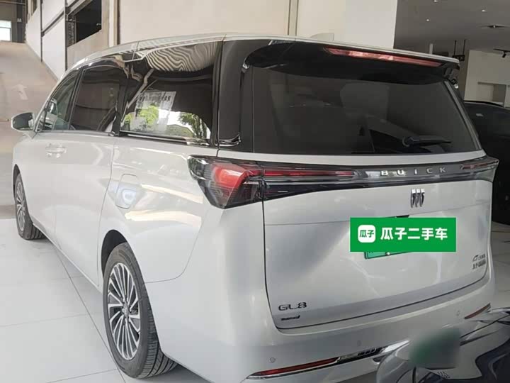 Buick GL8 Hybrid, 2025 — фото 5 из 9
