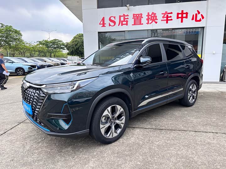 Chery Tiggo 8 Pro Hybrid, 2023 — купить в Москве под ключ