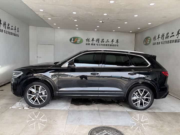 Volkswagen Touareg, 2025 — фото 5 из 9