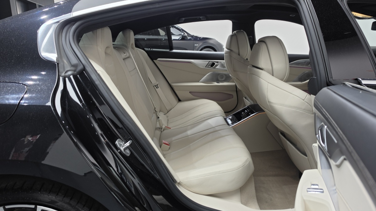 BMW 8 Series, 2022 — фото 11 из 12