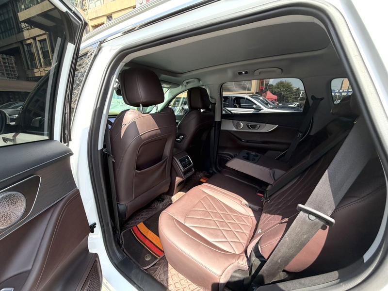 Chery Tiggo 8 Plus, 2023 — фото 11 из 12