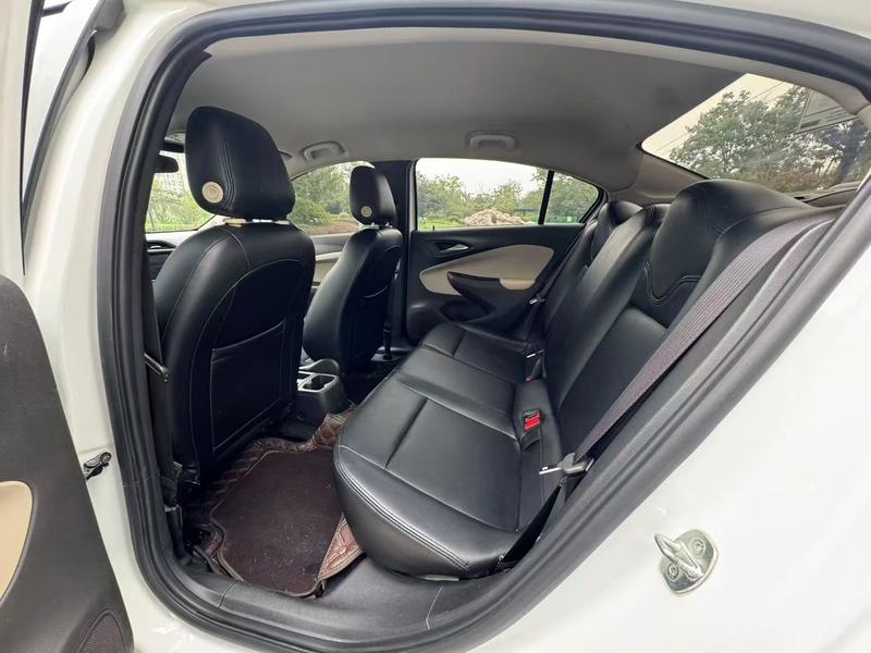 Buick Excelle, 2022 — фото 9 из 10