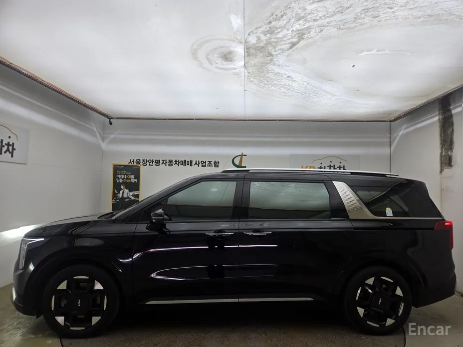 Kia Carnival, 2023 — фото 2 из 12