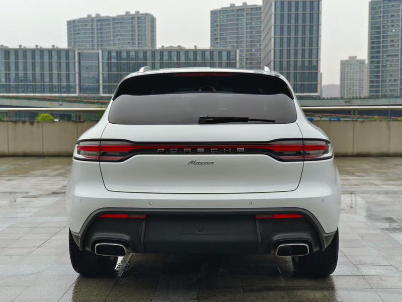 Porsche Macan, 2023 — фото 4 из 9