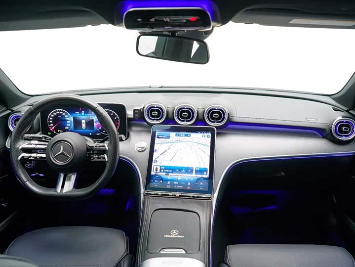 Mercedes-Benz C-Class, 2023 — фото 3 из 9