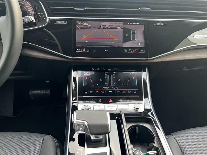 Audi Q7, 2025 — фото 9 из 9