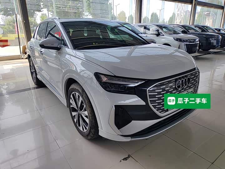Audi Q4 e-tron, 2025 — фото 4 из 9