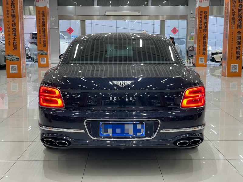 Bentley Flying Spur, 2022 — фото 4 из 12