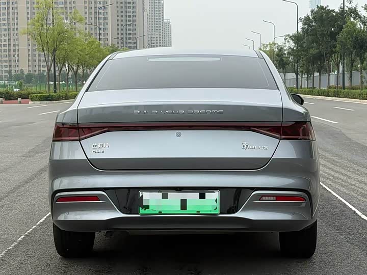 BYD Qin Plus, 2023 — фото 8 из 9