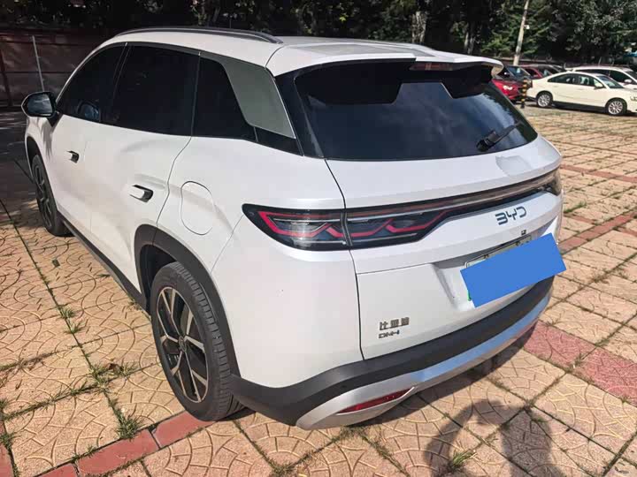 BYD Song L DM-i Hybrid, 2024 — фото 6 из 9
