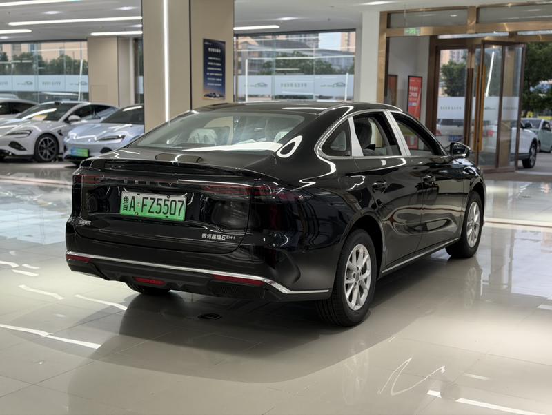 Geely Galaxy Starshine 6, 2025 — фото 6 из 11