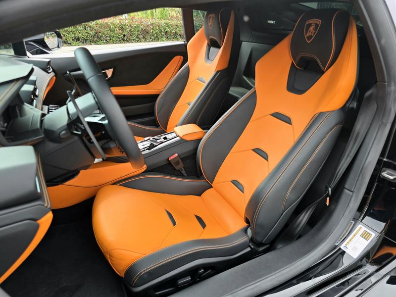 Lamborghini Huracán, 2023 — фото 8 из 10