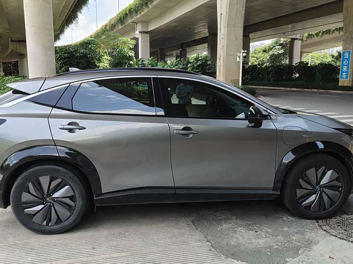 Nissan Ariya EV, 2022 — фото 7 из 9