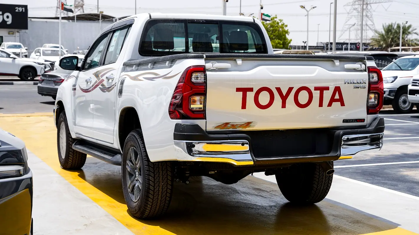 Toyota Hilux, 2026 — фото 5 из 10