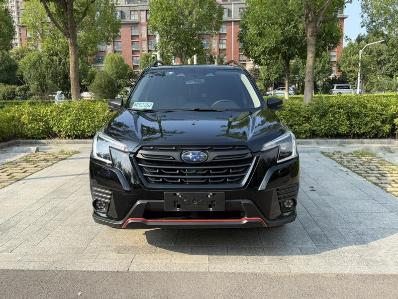 Subaru Forester, 2022 — фото 2 из 12