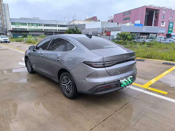 BYD Seal 05 DM-i Hybrid, 2024 — фото 5 из 9