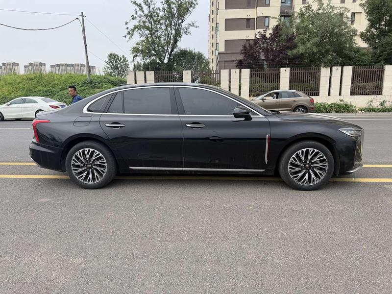 Hongqi H5, 2025 — фото 5 из 10