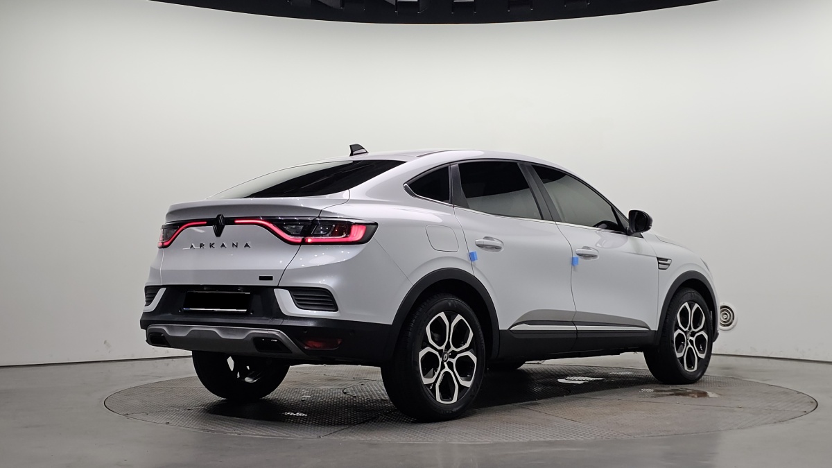 Renault Arkana, 2024 — фото 2 из 12