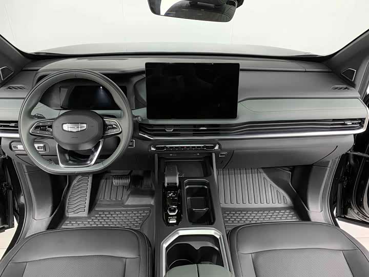Geely Okavango L, 2024 — фото 7 из 9