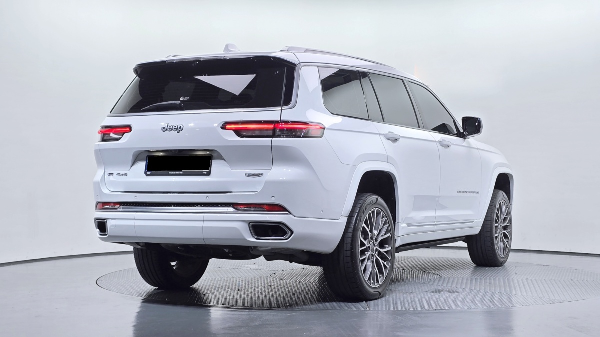 Jeep Cherokee, 2023 — фото 2 из 12