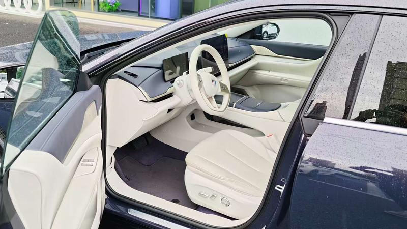 Buick Electra L7, 2025 — фото 9 из 11